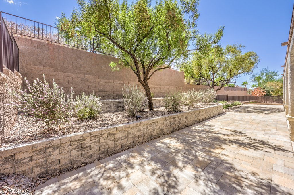 3059 Canal Walk Road Property Photo 8