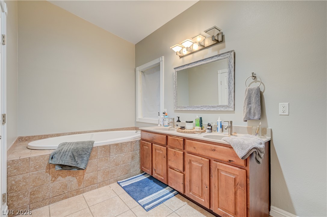 1461 Lake Valley Drive Property Photo 25