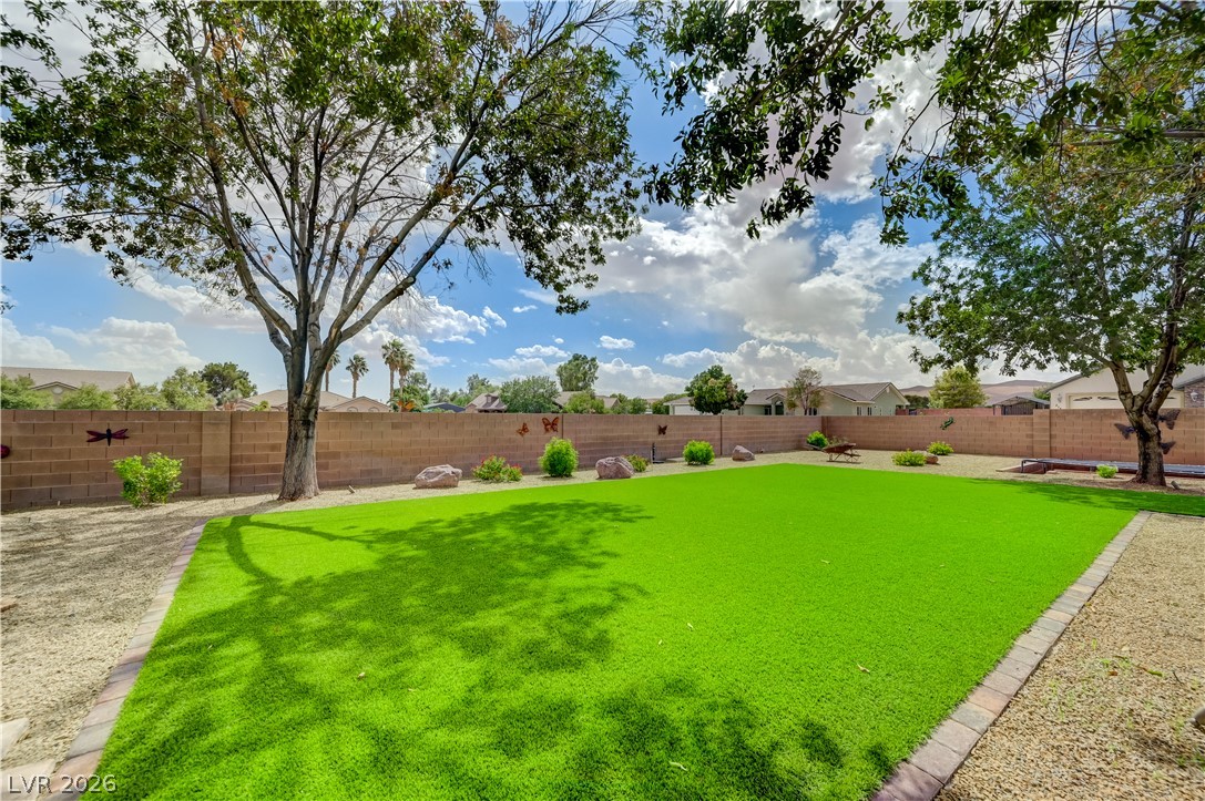 1461 Lake Valley Drive Property Photo 42