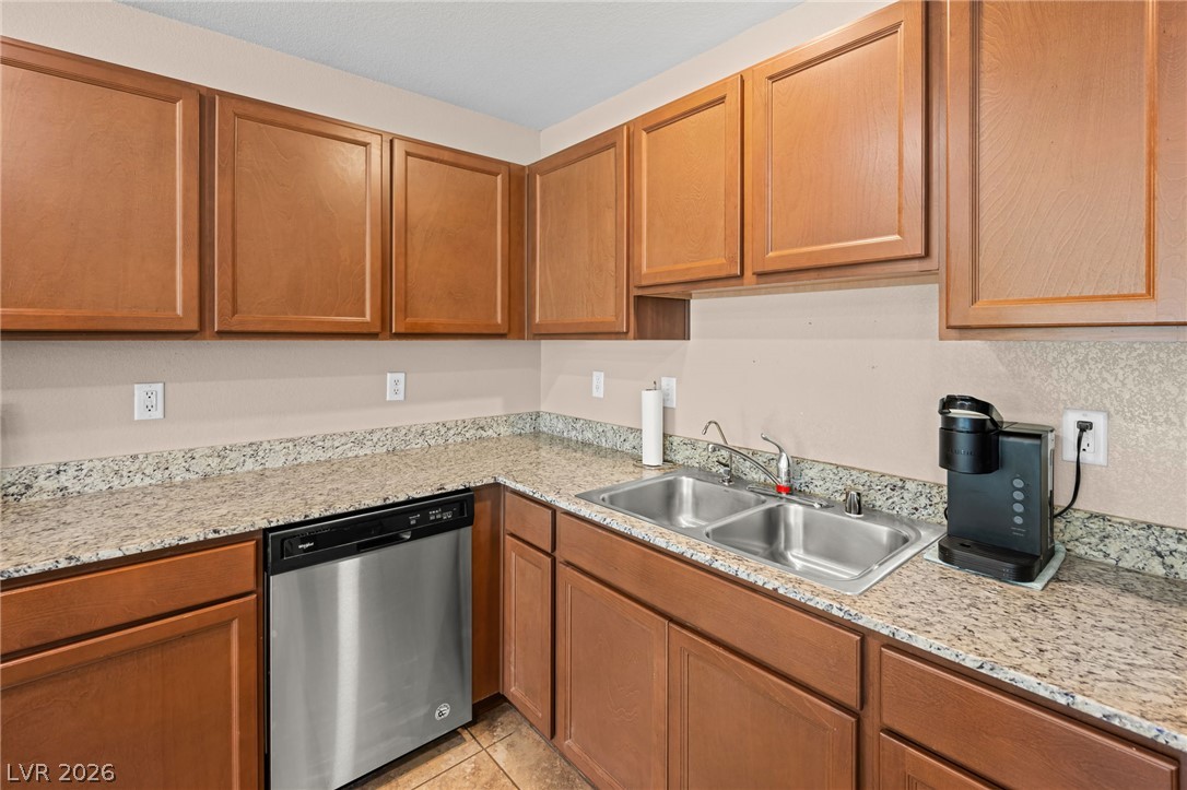 3957 East Sedgwick Avenue Property Photo 11