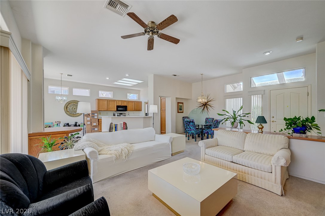 2832 Hanging Rock Drive Property Photo 6