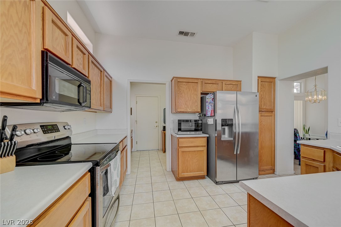 2832 Hanging Rock Drive Property Photo 15