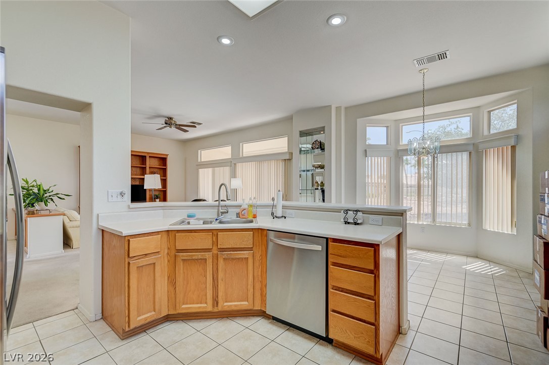 2832 Hanging Rock Drive Property Photo 16