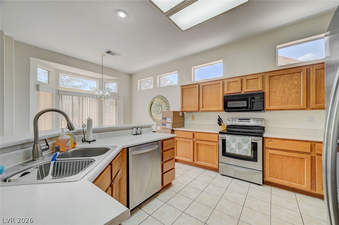 2832 Hanging Rock Drive Property Photo 17