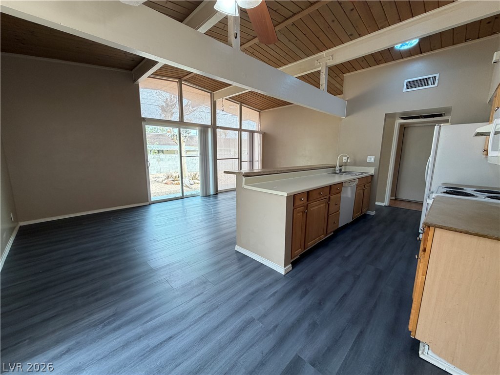 4512 Exposition Avenue Property Photo 3