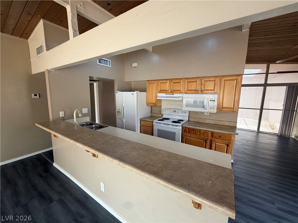 4512 Exposition Avenue Property Photo 5