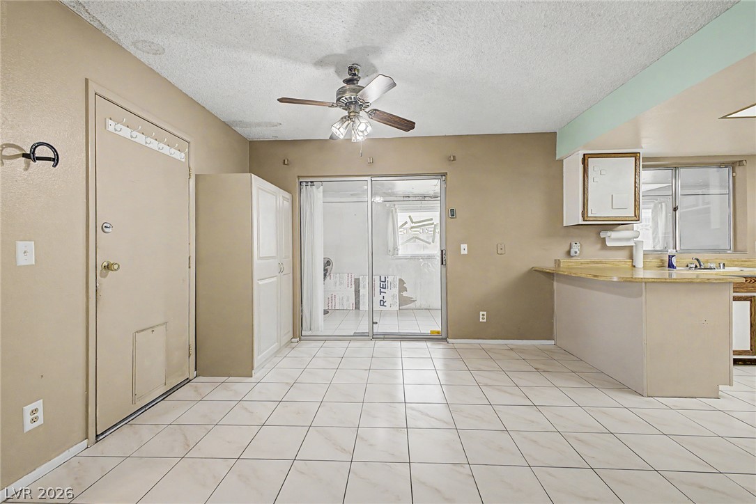 2112 Cameron Street Property Photo 5