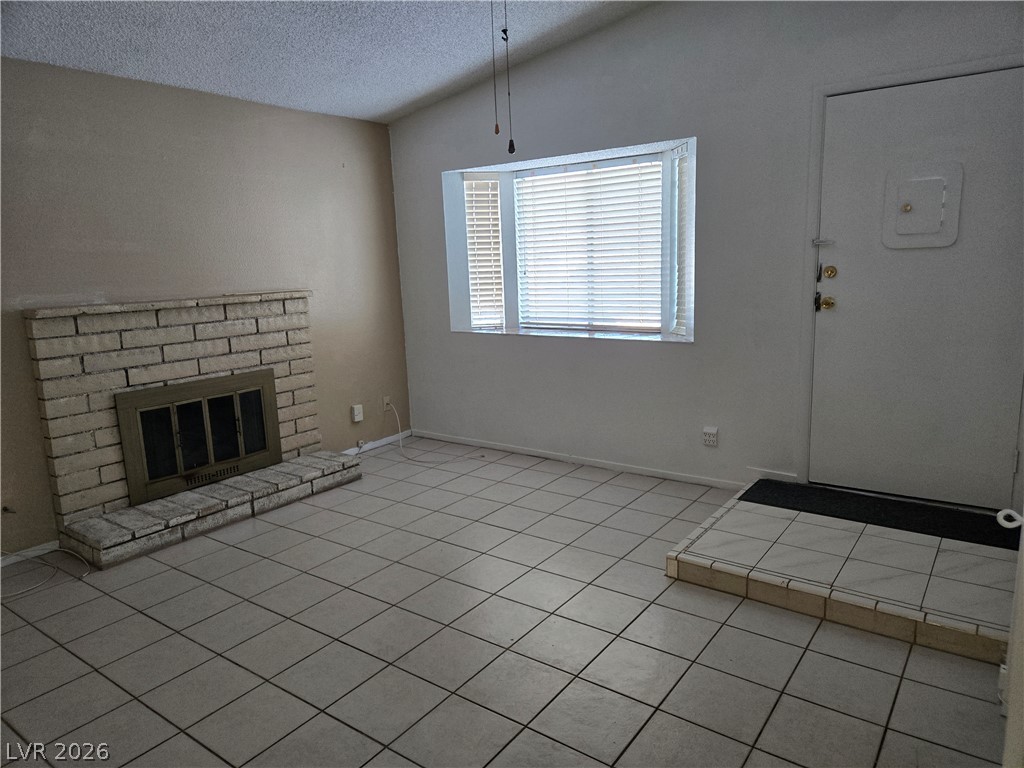 2112 Cameron Street Property Photo 7