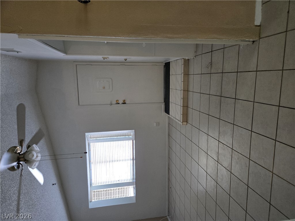 2112 Cameron Street Property Photo 8