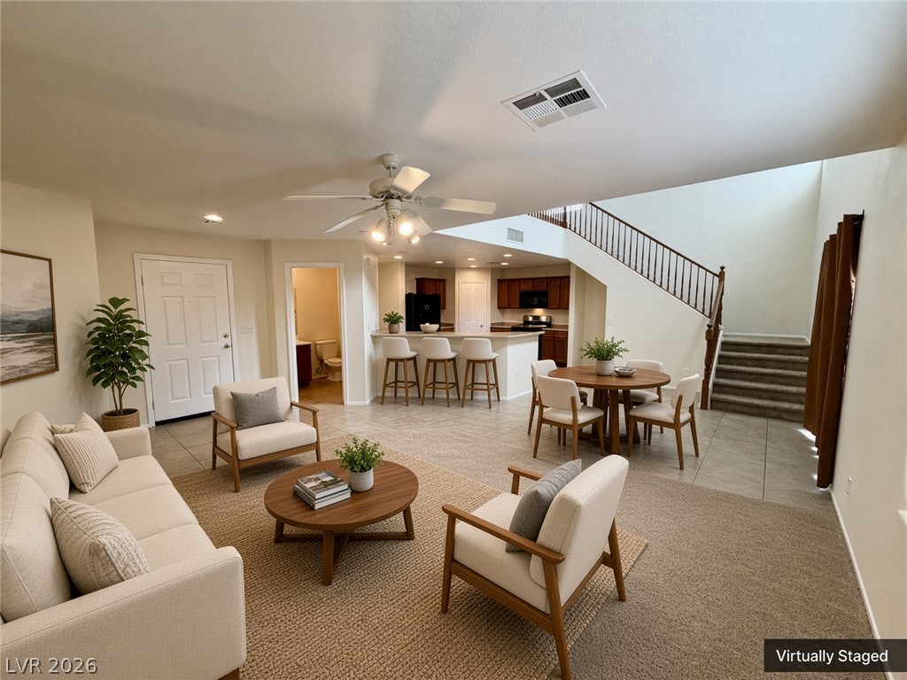 1129 Autumn Grass Street Property Photo 6