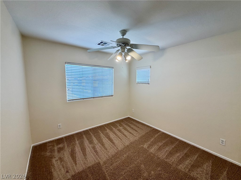 1129 Autumn Grass Street Property Photo 24