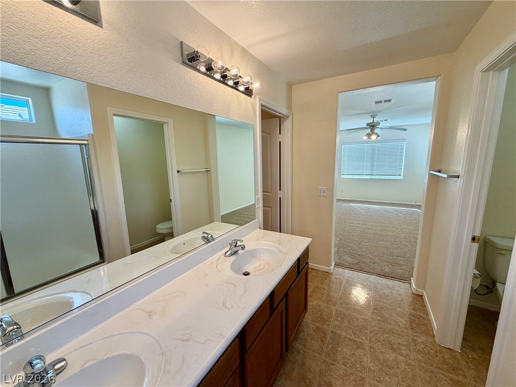 1129 Autumn Grass Street Property Photo 26
