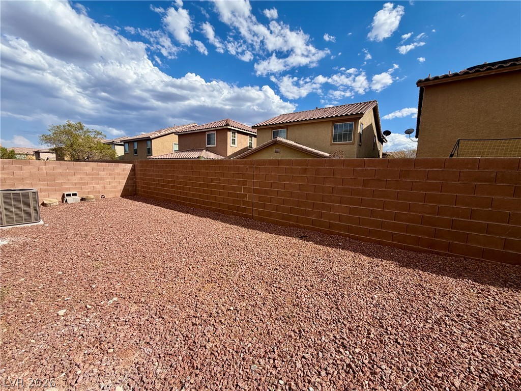 1129 Autumn Grass Street Property Photo 41