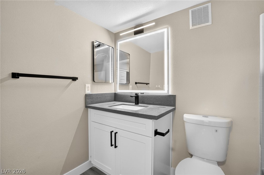 2106 Sleepy Court Property Photo 7