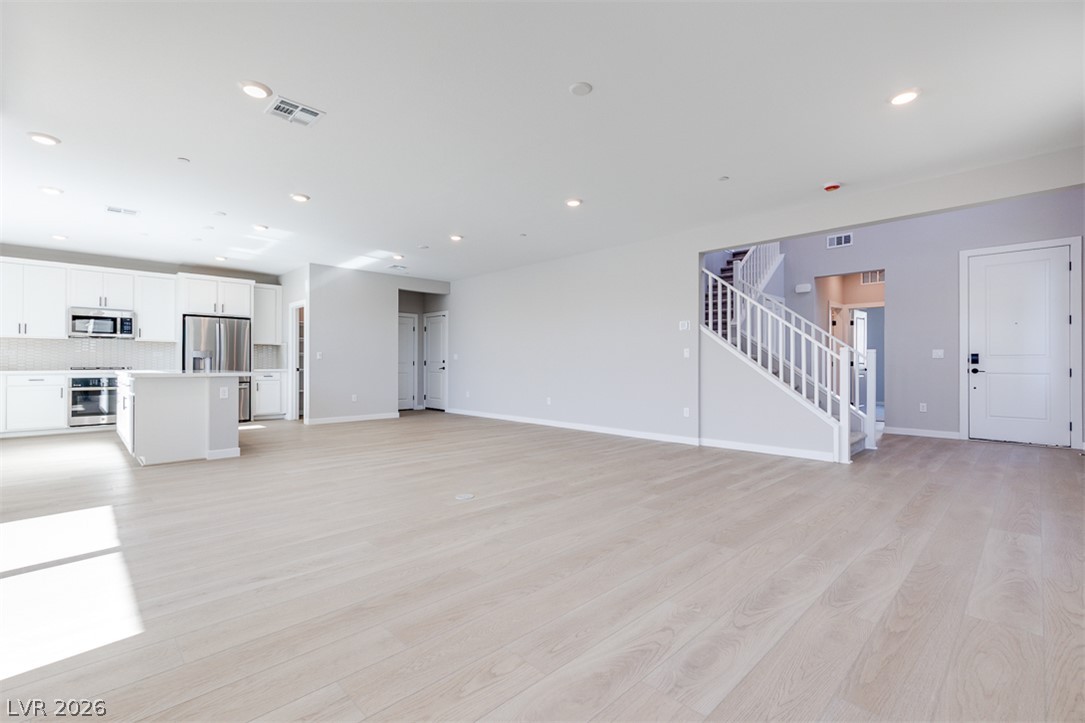 10473 Mountain Aster Avenue Property Photo 6
