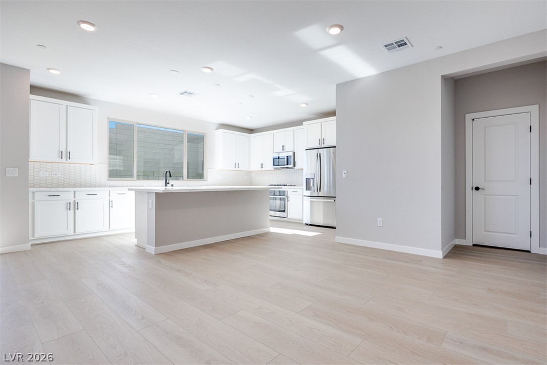 10473 Mountain Aster Avenue Property Photo 7