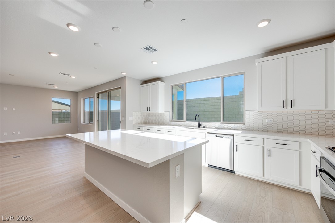 10473 Mountain Aster Avenue Property Photo 11