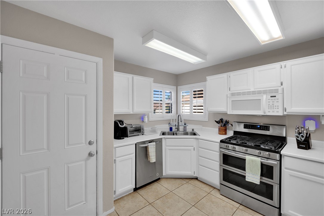 8345 Telescope Peak Court Property Photo 7