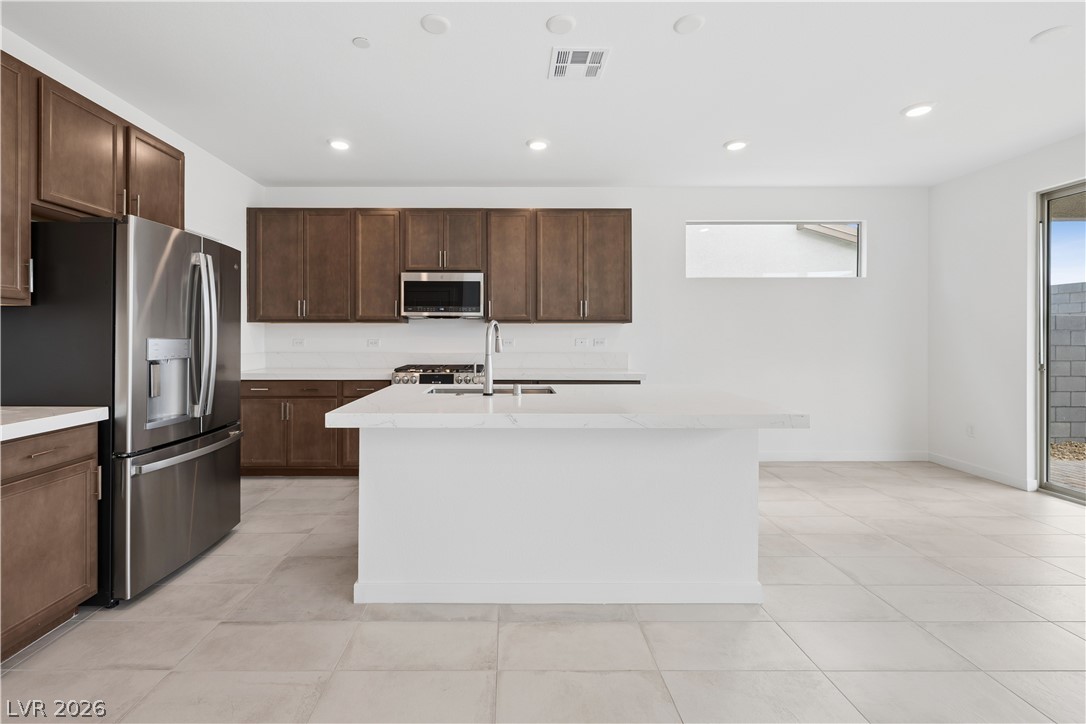 10457 Mountain Aster Avenue Property Photo 4