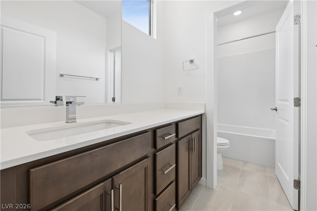 10457 Mountain Aster Avenue Property Photo 11