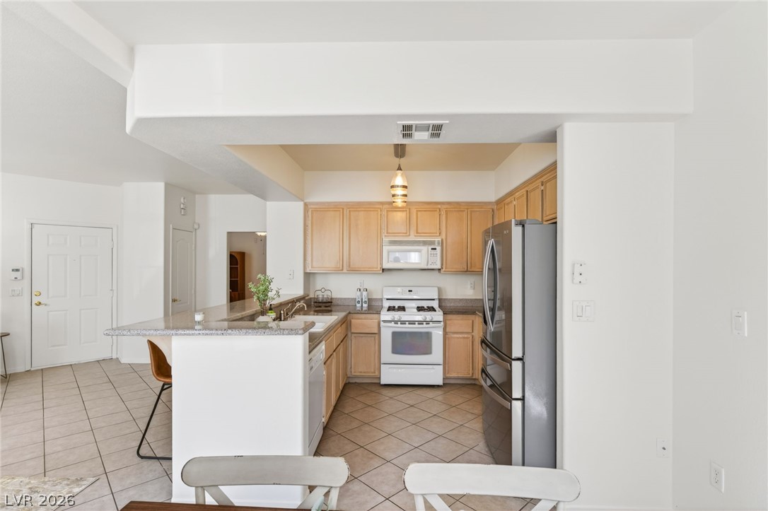 9901 Trailwood Drive 1088 Property Photo 11