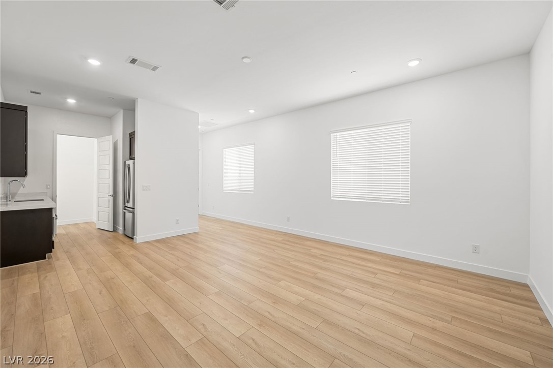 1638 Amalfi Arches Place Property Photo 23