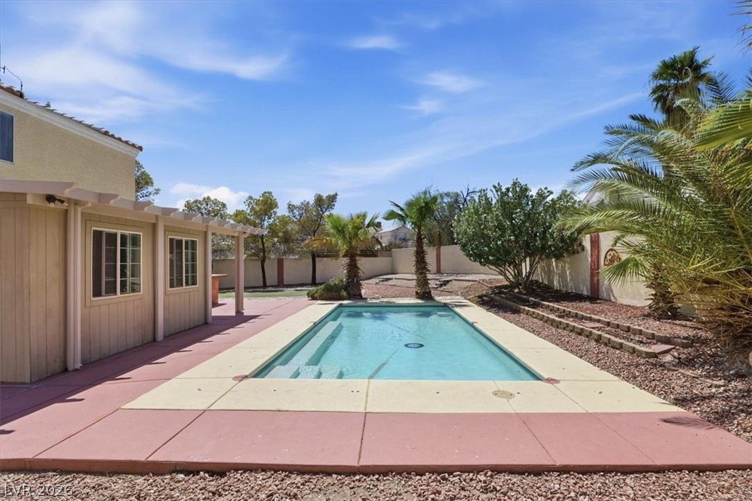 8208 Hydra Lane Property Photo 33