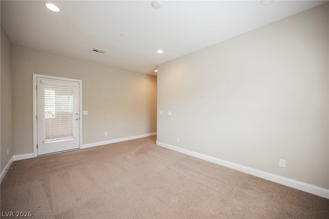 937 Estes Cove Avenue Property Photo 32