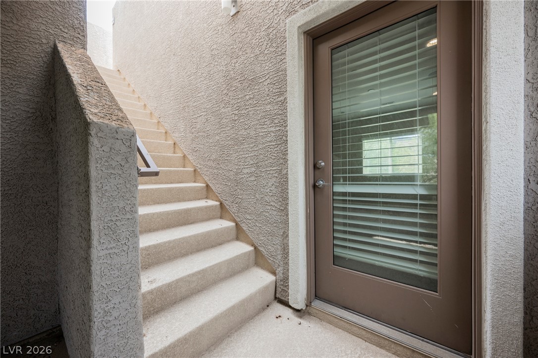 937 Estes Cove Avenue Property Photo 33