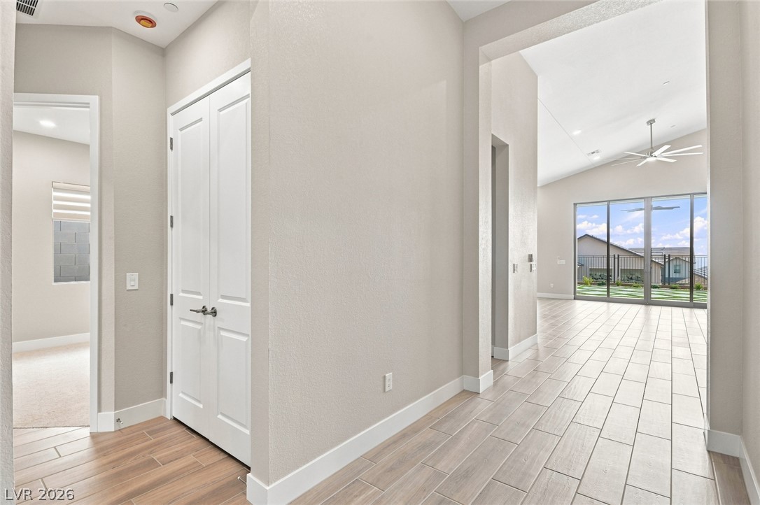 964 Skyview Cove Court Property Photo 40