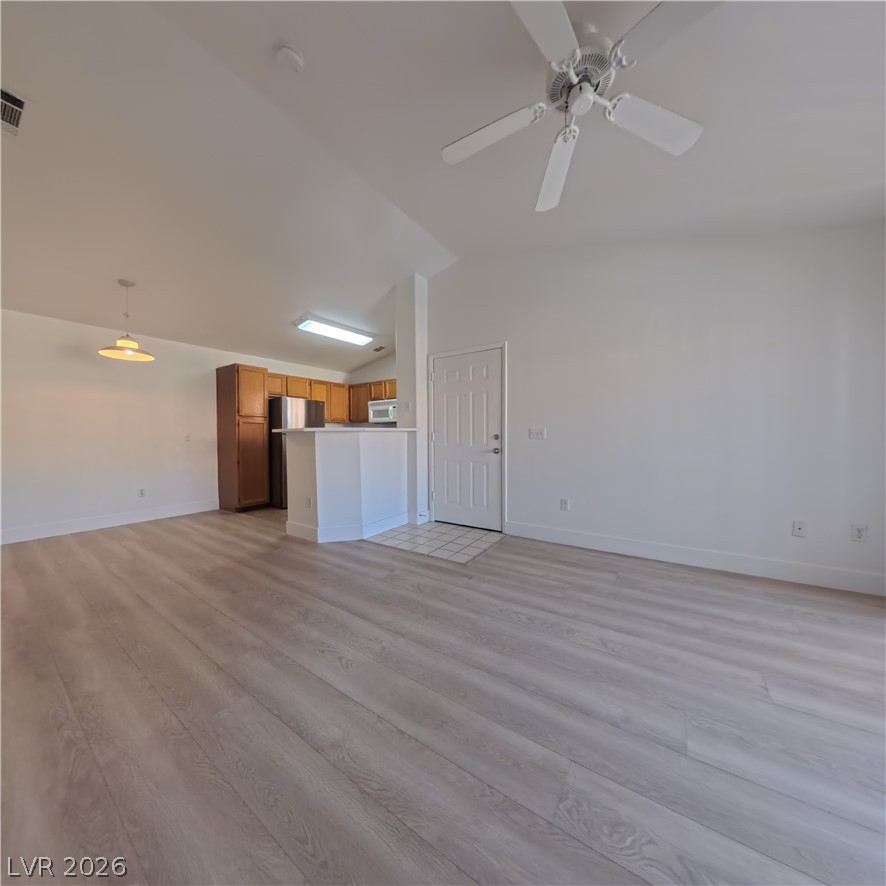 5415 West Harmon Avenue 2166 Property Photo 7
