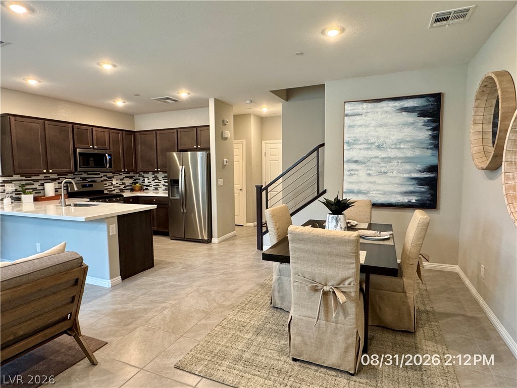 477 Ylang Place Property Photo 3