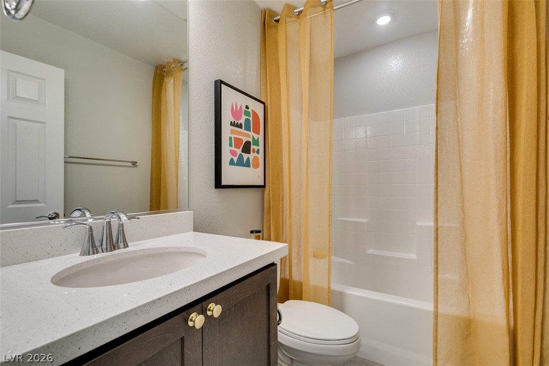 477 Ylang Place Property Photo 32