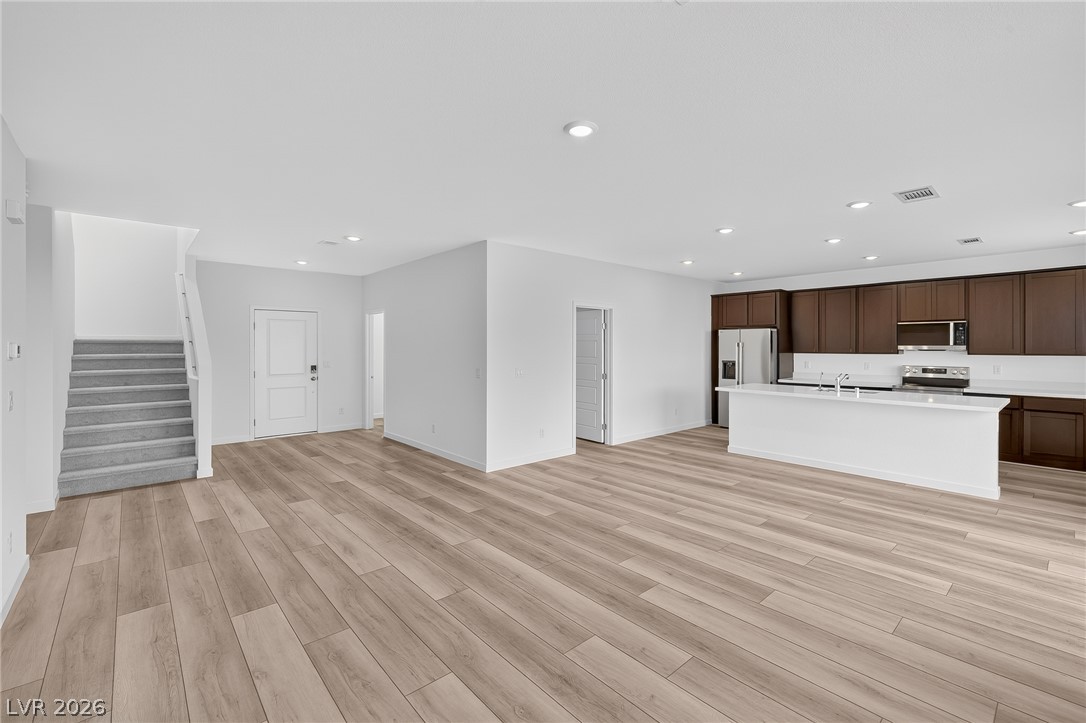 347 Patricia Place Property Photo 6