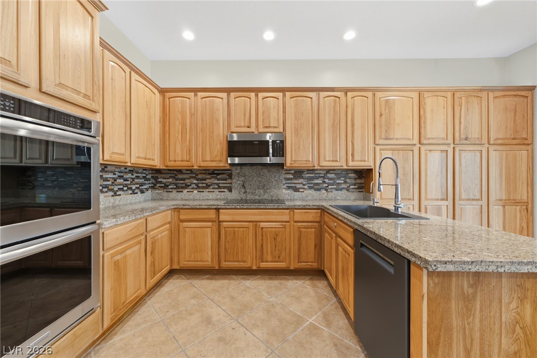 10690 Fable Street Property Photo 22