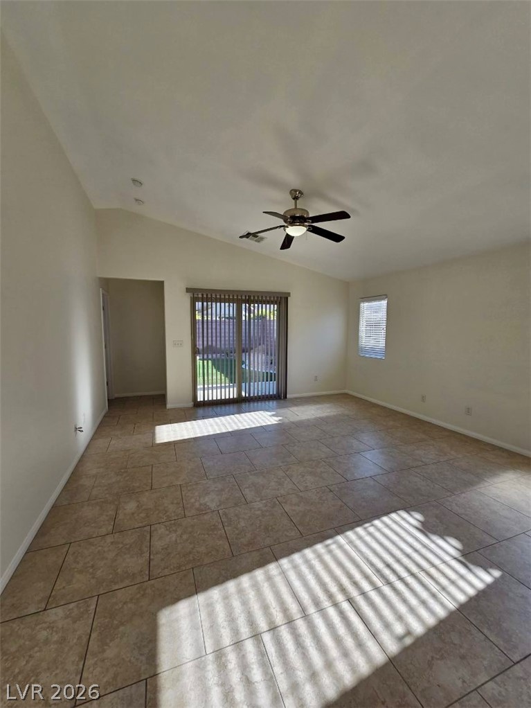 5692 Great Eagle Court Property Photo 4