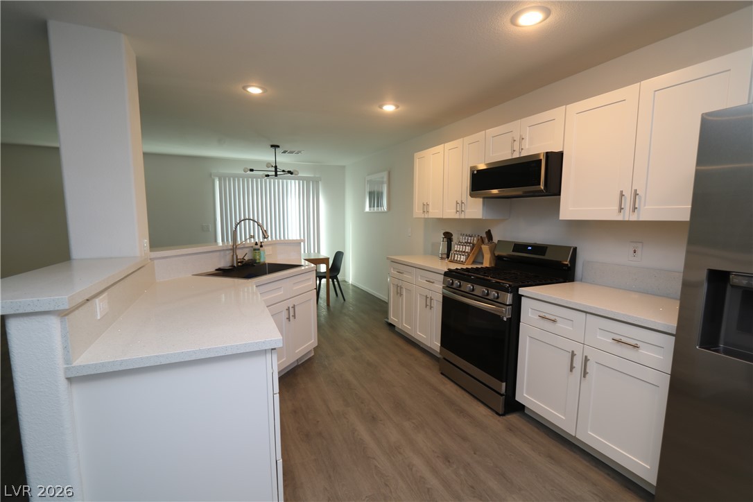 7949 Hollow Pine Street Property Photo 2