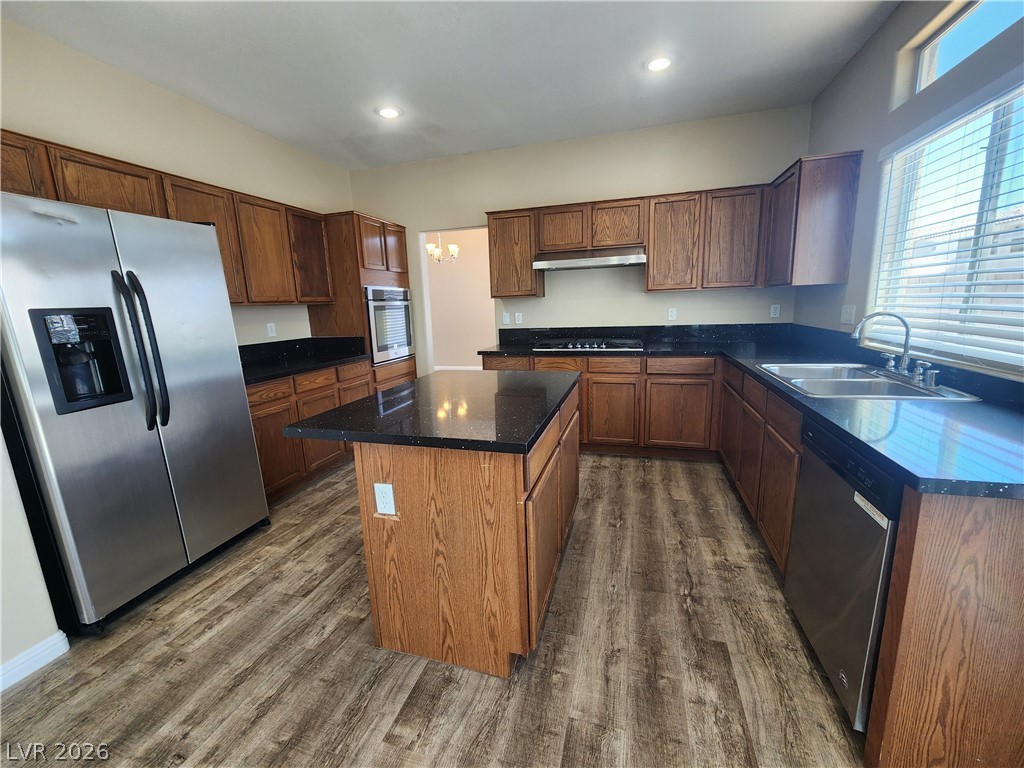 7748 Cascade Bluffs Court Property Photo 12