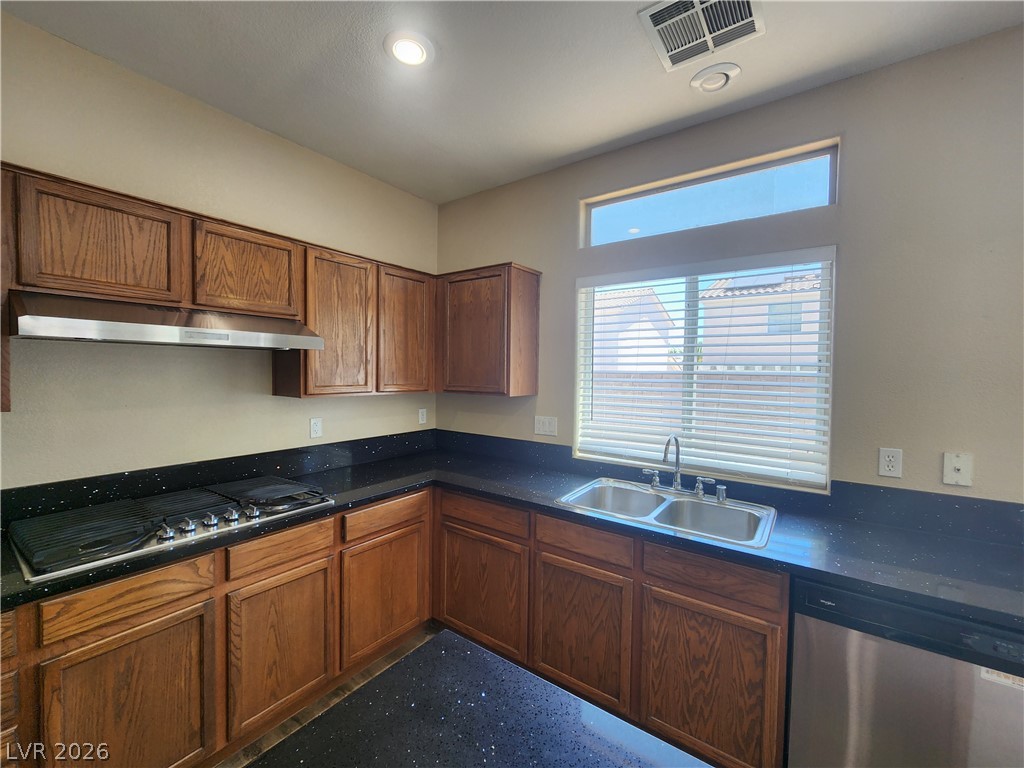 7748 Cascade Bluffs Court Property Photo 13