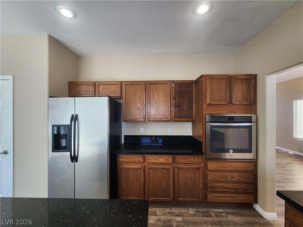 7748 Cascade Bluffs Court Property Photo 14