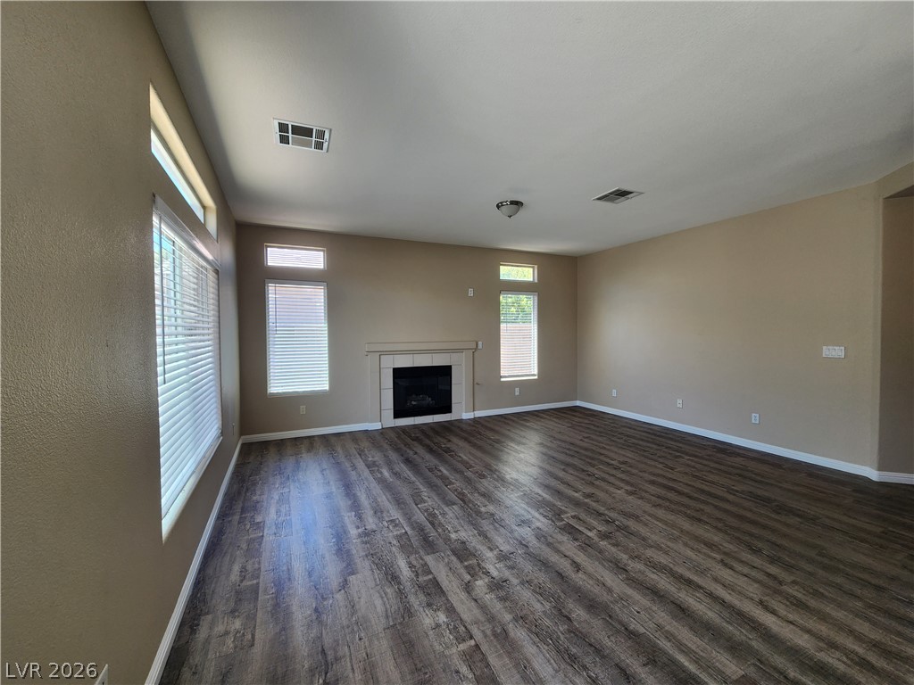 7748 Cascade Bluffs Court Property Photo 15