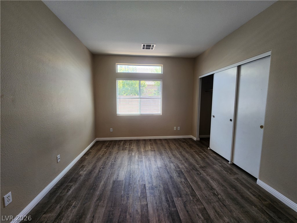 7748 Cascade Bluffs Court Property Photo 19
