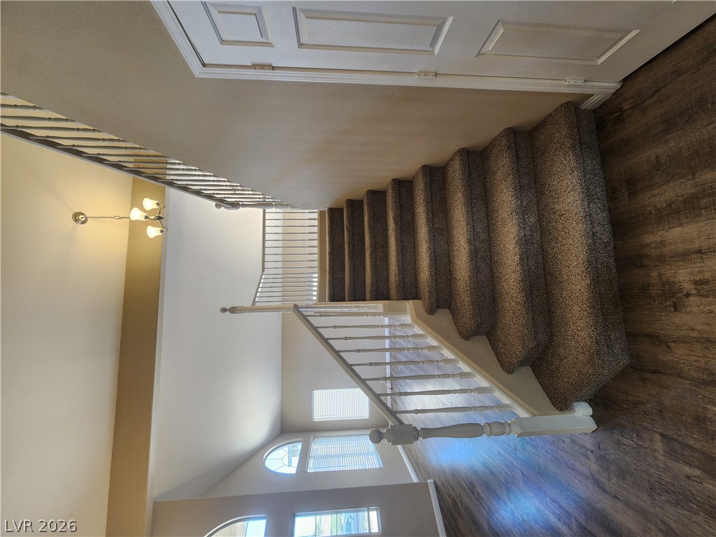 7748 Cascade Bluffs Court Property Photo 23