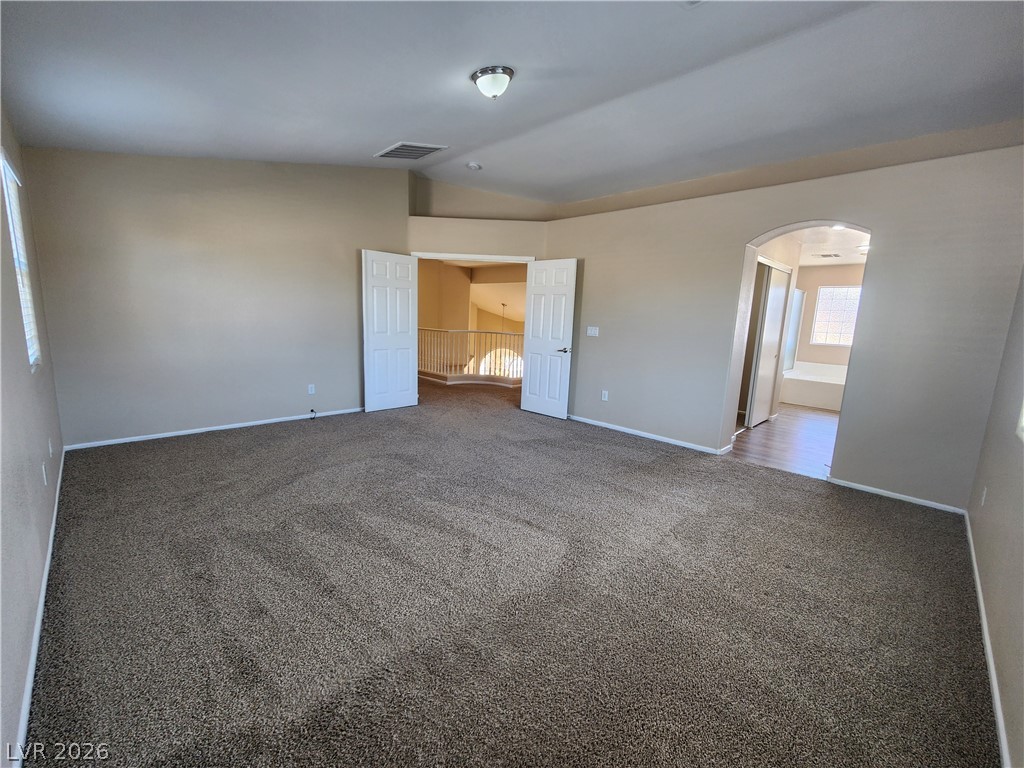 7748 Cascade Bluffs Court Property Photo 26
