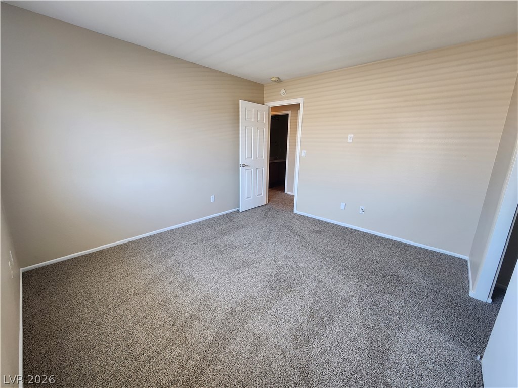 7748 Cascade Bluffs Court Property Photo 32