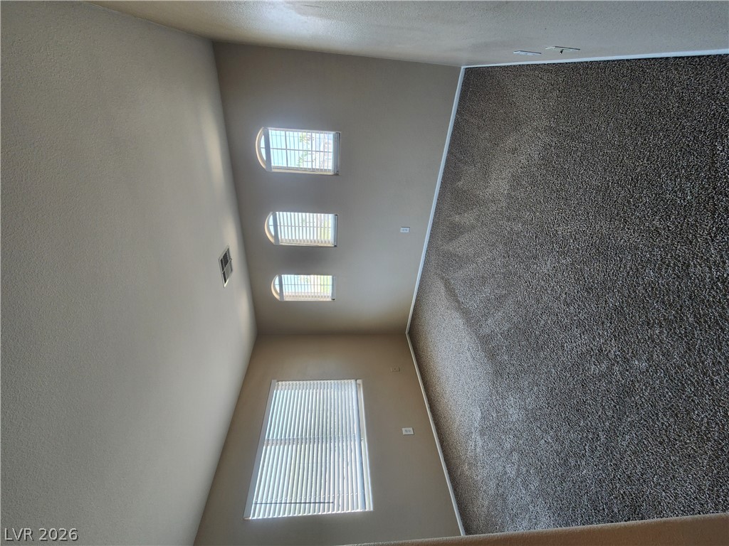 7748 Cascade Bluffs Court Property Photo 35