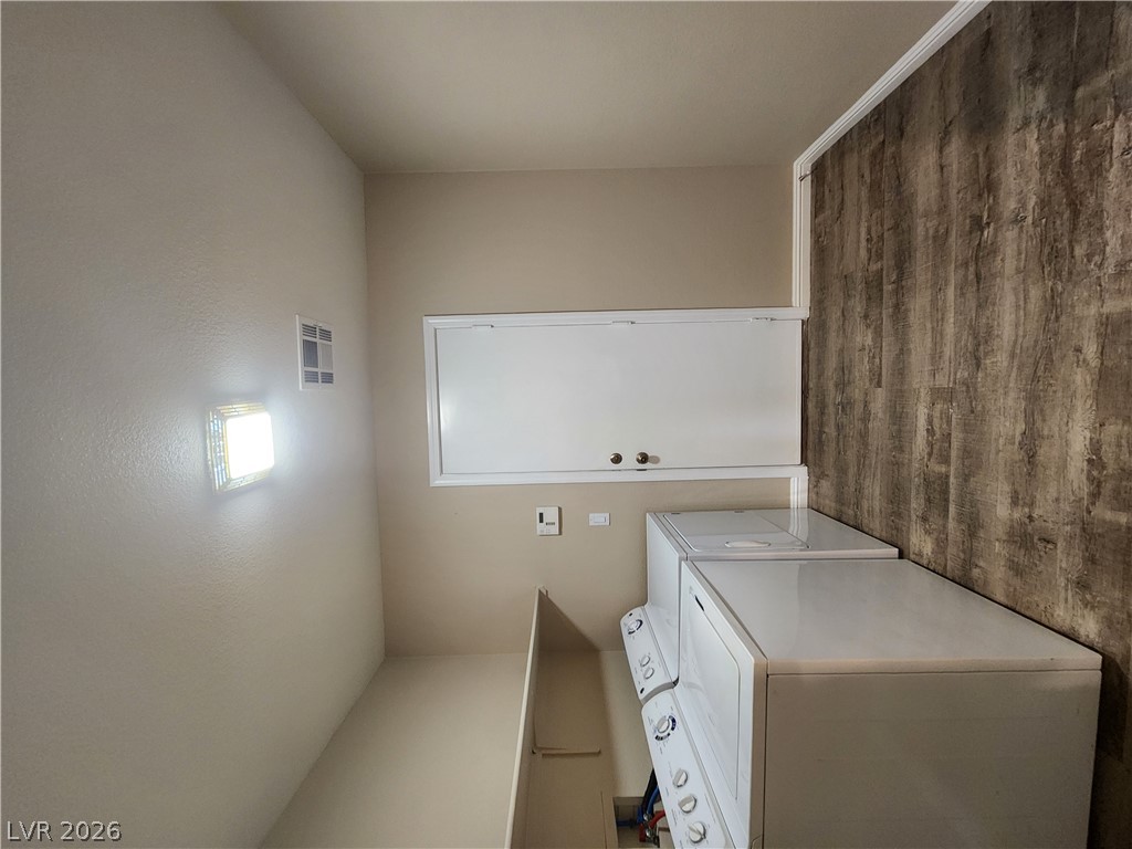7748 Cascade Bluffs Court Property Photo 39