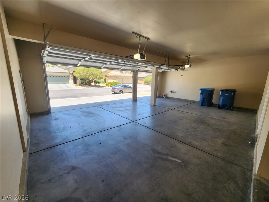 7748 Cascade Bluffs Court Property Photo 41