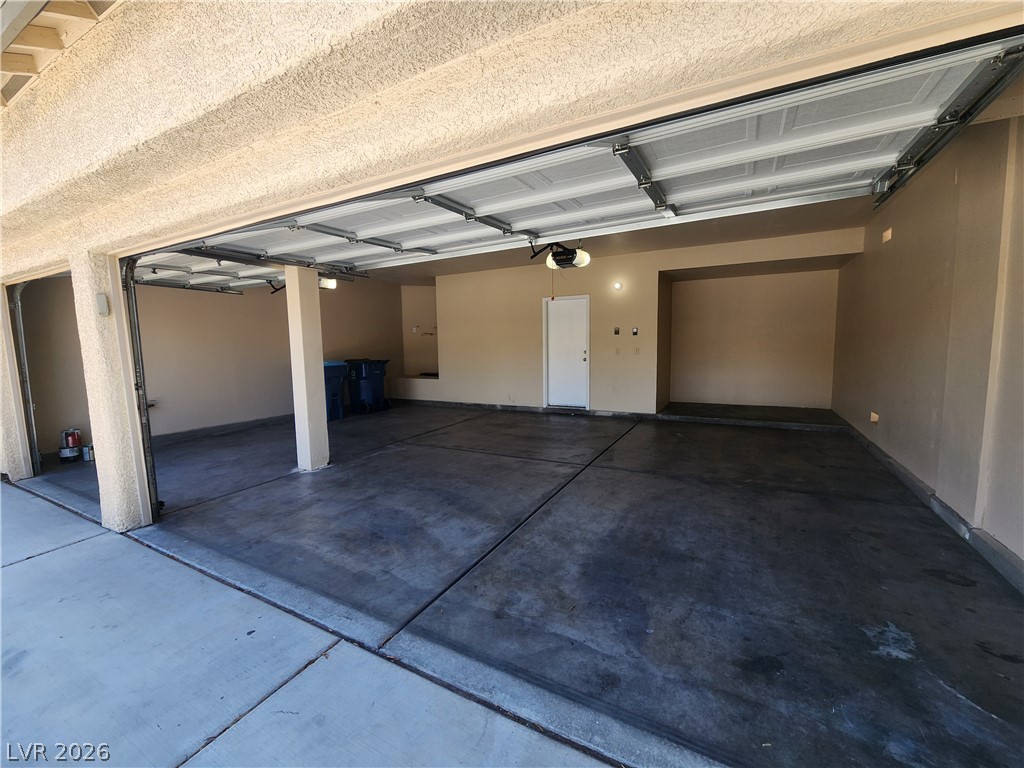 7748 Cascade Bluffs Court Property Photo 42