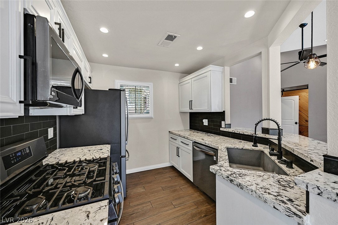 764 Charwood Circle Property Photo 8